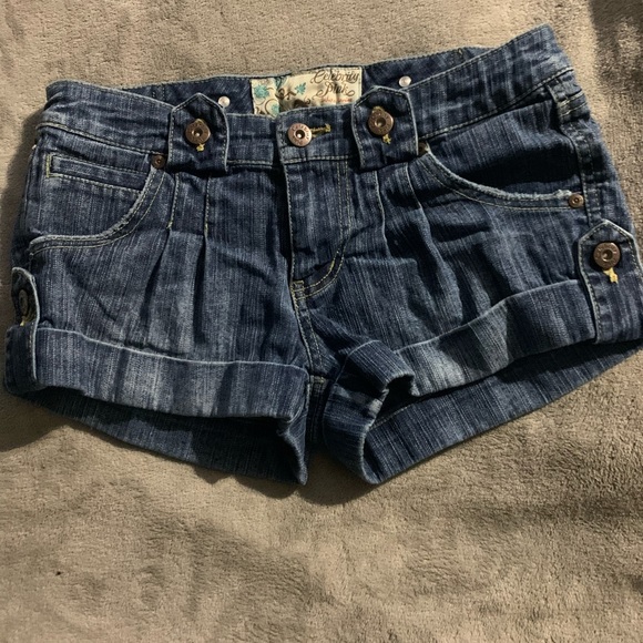 Jean shorts - Picture 1 of 3